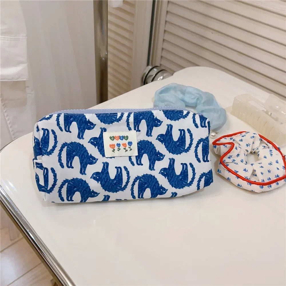 Fashion Blue Fresh Flower Make-up Bag Makeup Brush Organizer Cosmetic Storage Bag Student Large Capacity Pen Bag Pencil Pouch