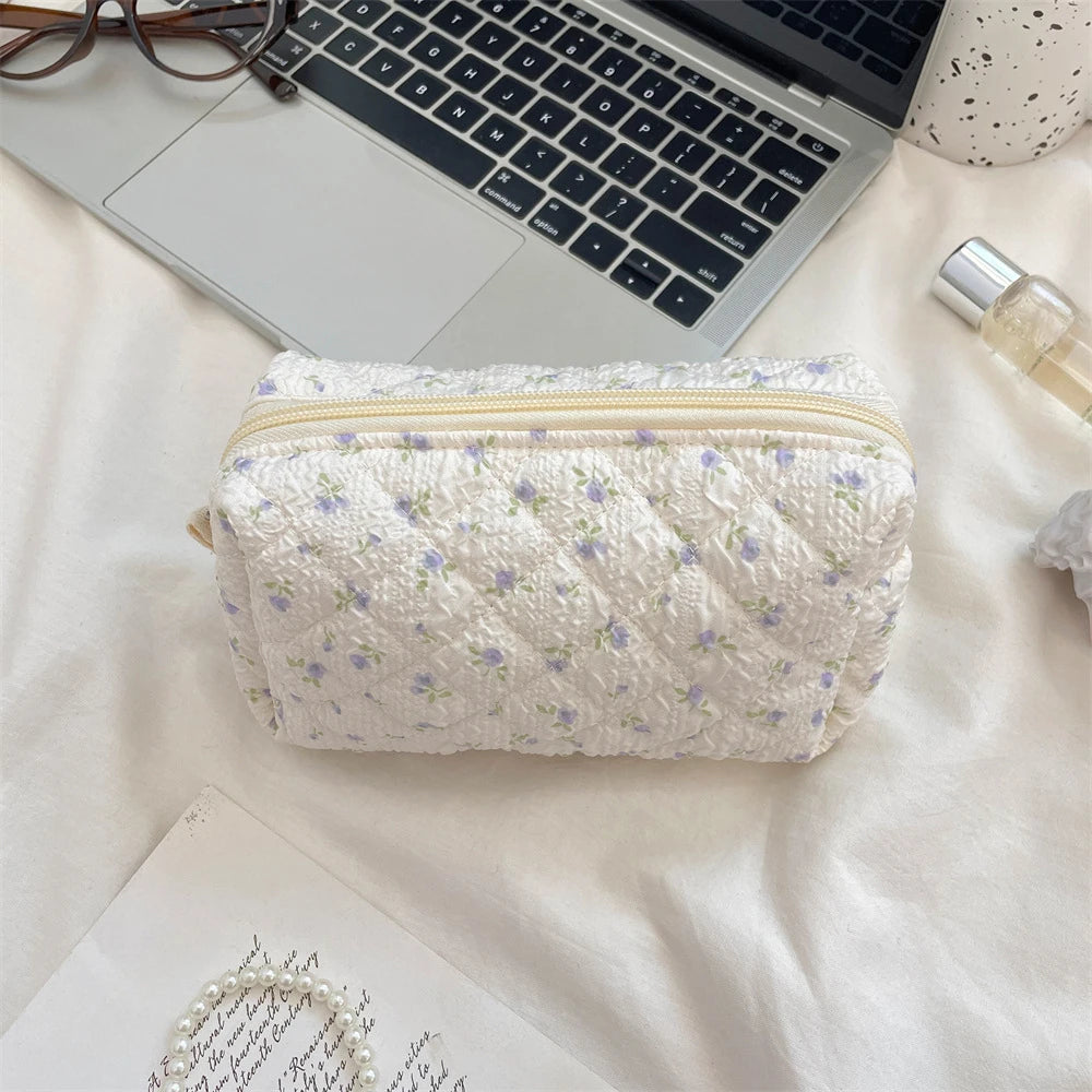 Cartoon Cosmetic Bag for Women Travel Portable Toiletry Bag Soft Cosmetics Makeup Brush Lipstick Storage Bag Organizer Pouch