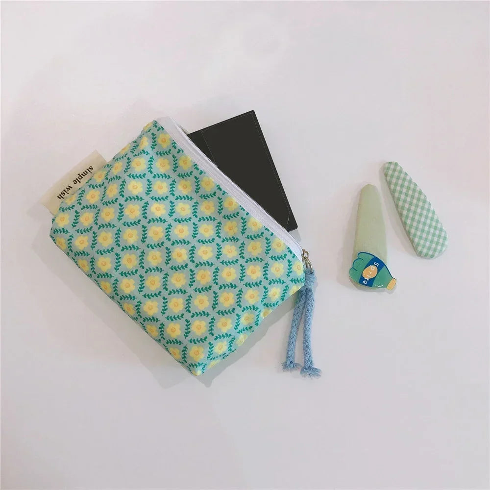 Summer Fresh Floral Print Cotton Coin Purse Mini Storage Small Cloth Bag Headphone Bag Travel Cosmetic Pouch Make Up Storage Bag