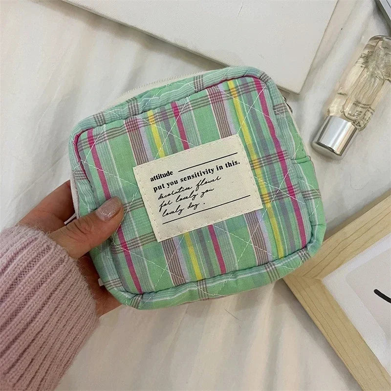 Cute Mini Makeup Bag for Women Portable Travel Small Cosmetic Bags Lipstick Case Zipper Toiletry Bag Washing Pouch Storage Bags