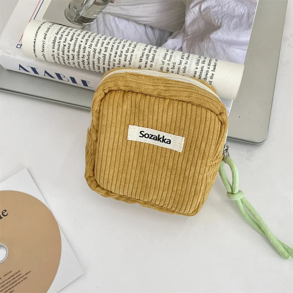 New Cute Mini Cosmetic Bag Zipper Solid Korean Storage Bags Portable Women Clutch Bag Lipstick Sanitary Napkin Organizer Pouch