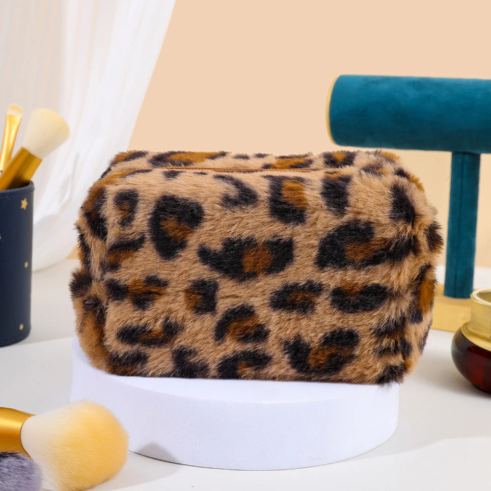 Leopard Print Makeup Bags for Women Plush Travel Cosmetic Bag Organizer Case Lady Girls Make Up Case Necessaries Handbags Case